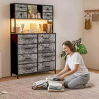 Cómoda para dormitorio, cajonera de tela de 12 cajones, estantes abiertos, tapa de madera y estructura de metal para dormitorio, pasillo o sala de estar