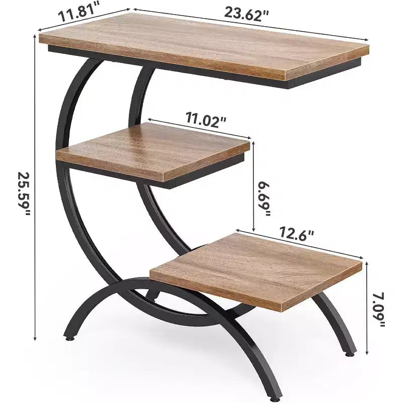 Mesa auxiliar estrecha Lantine Industrial en forma de C con 3 estantes de almacenamiento, parte superior de madera y marco de metal negro, ideal para sala de estar, acabado roble.
